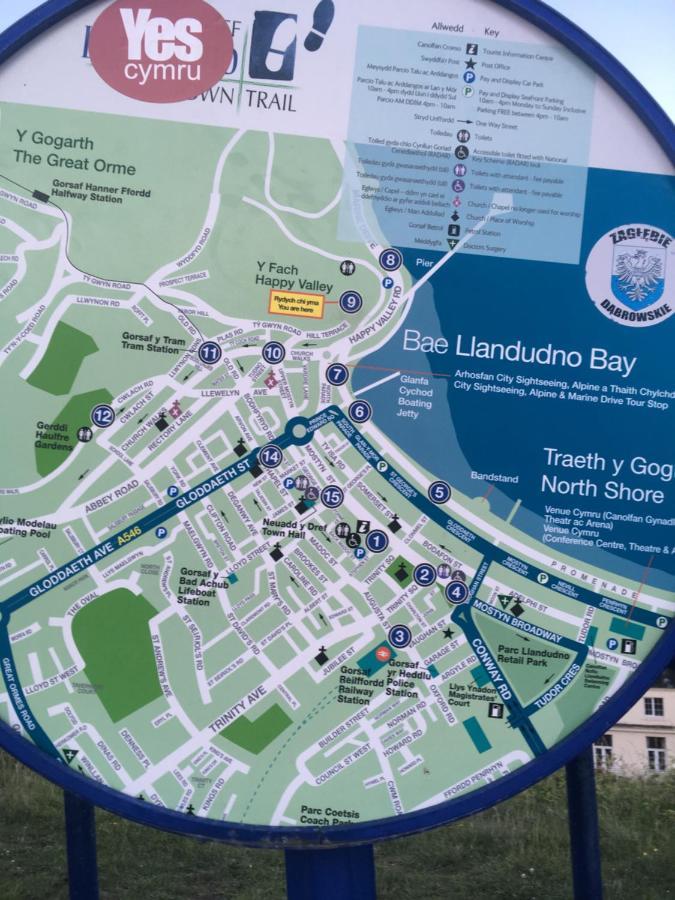 The Cadnant Holiday House Llandudno Bagian luar foto