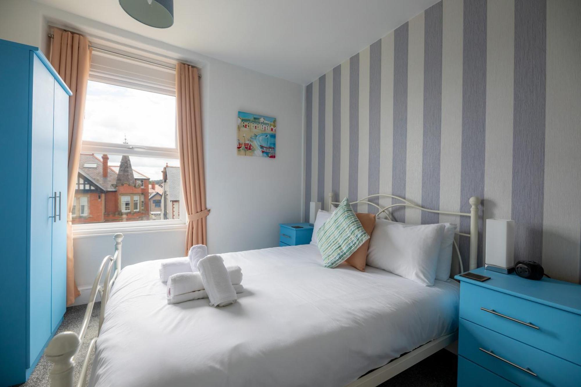 The Cadnant Holiday House Llandudno Bagian luar foto